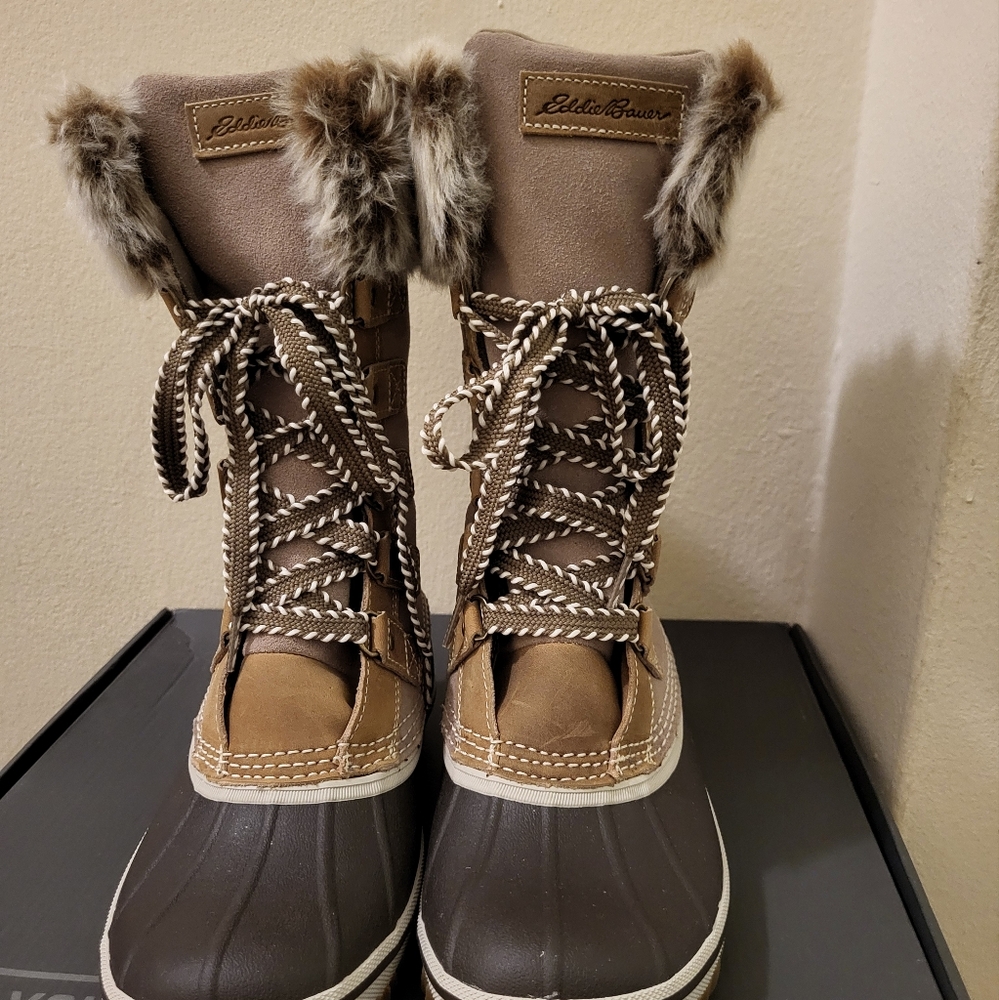 Eddie Bauer, Women's snow boots Size 7.5